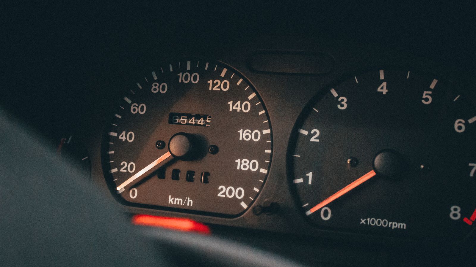 What That Dashboard Light Means: Wait, or Pull Over Now
