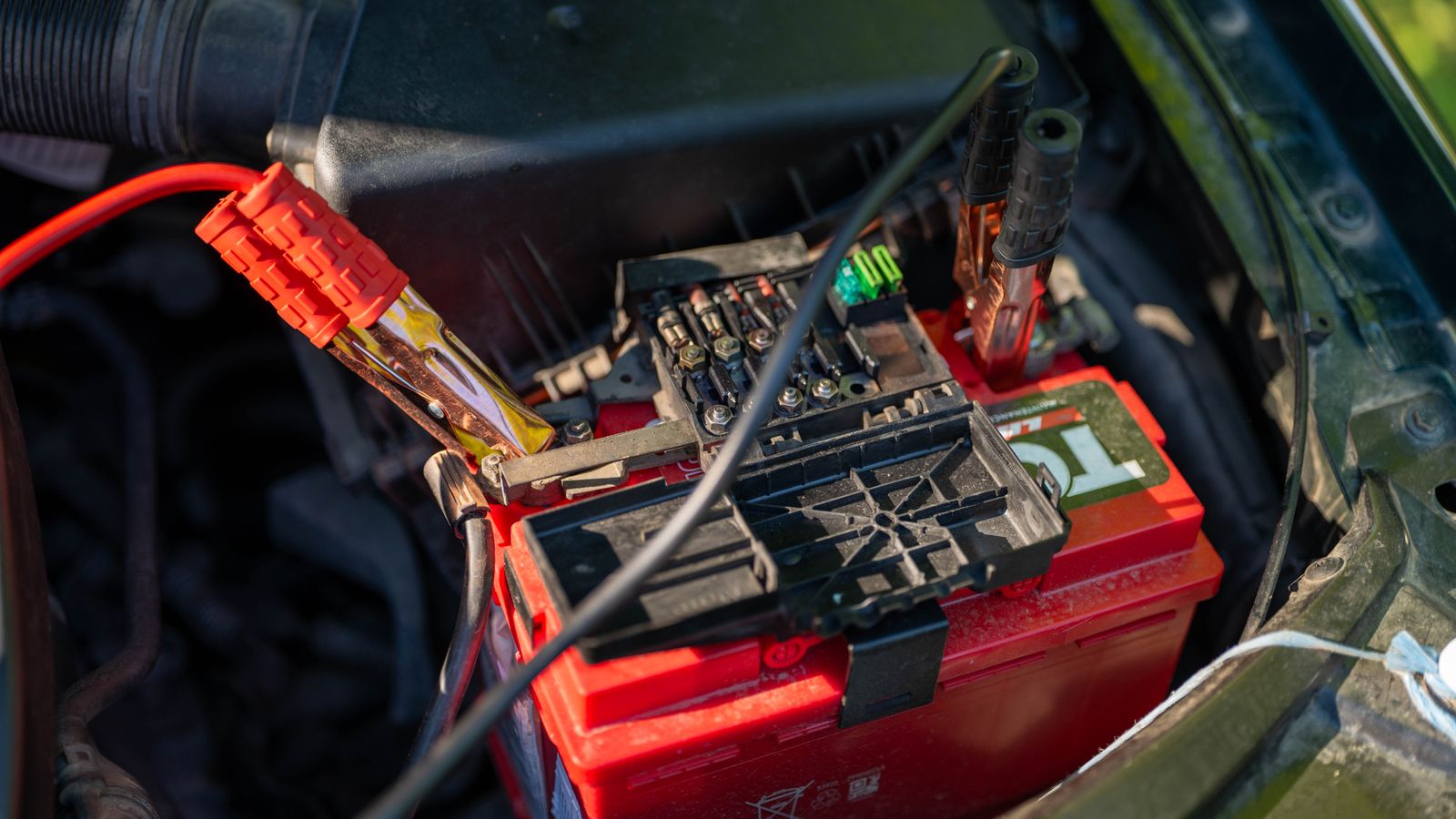 How to Replace Your Own Car Battery Safely